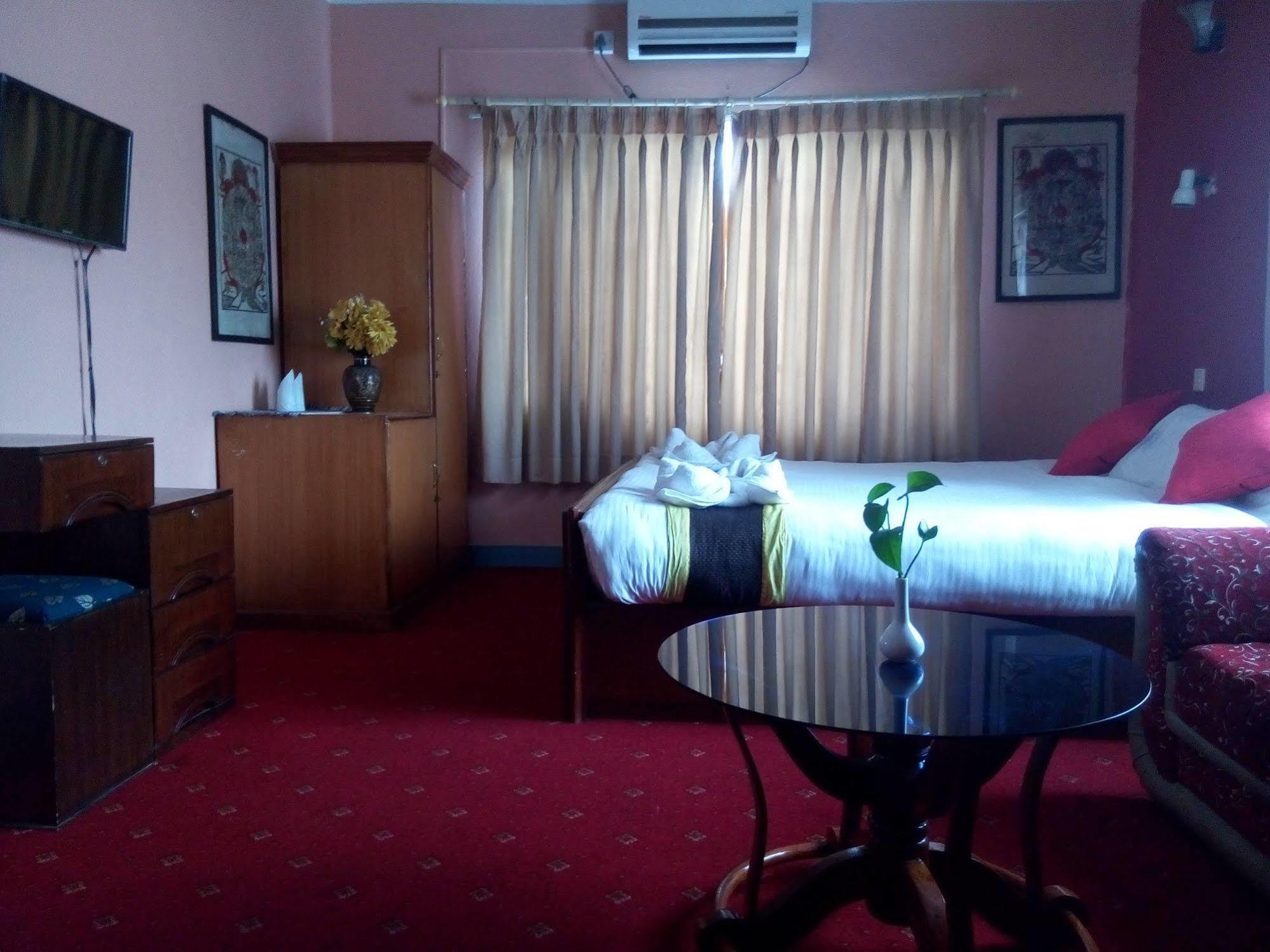 Amar Hotel Kathmandu Exteriör bild